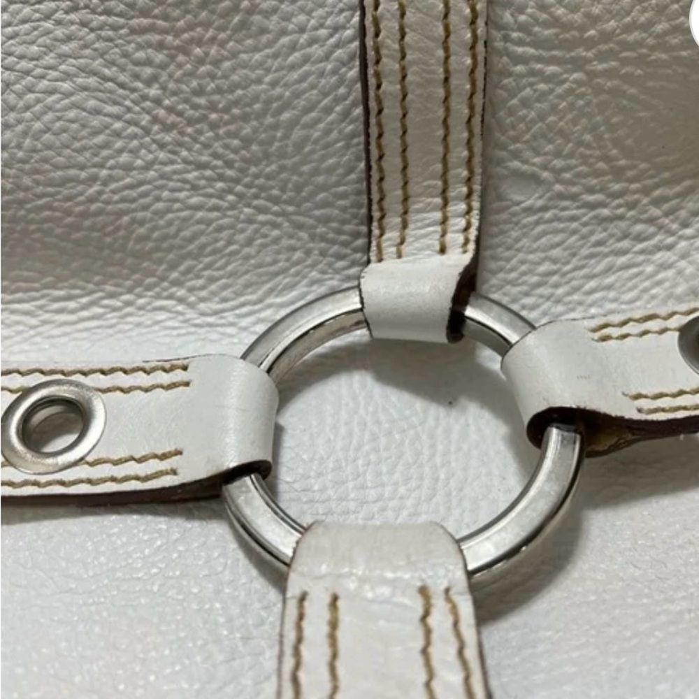 Large white Luella leather tote bag w horse apple heart bag charms circa 2000's - Picture 7 of 9